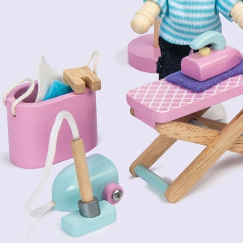 Набор для кукольного домика «Прачечная и уборка», 18 элементов  